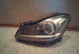 Фара Mercedes W204 rest левая - Фото #1