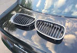 Решетка радиатора (ноздри) BMW E60 - Фото #2