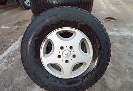 Зимние шипованные колеса 265/70R16 Mercedes G - Фото #1