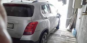 Chevrolet Tracker II 2015 (trax) - Фото #1