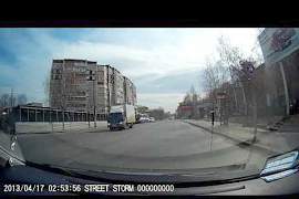 Видеорегистратор Street Storm CVR-N9310 - Фото #1