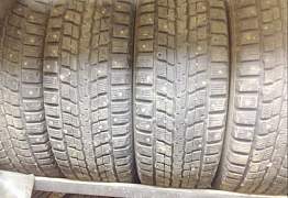 Резина&quot;dunlop&quot; зима в хорошем состоянии - Фото #1