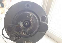 Вакуумный усилитель тормозов vag 1j1 614 205 - Фото #1