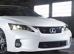 Новая нижняя решетка бампера для Lexus CT 200H - Фото #1