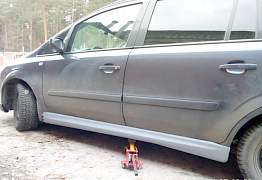 Обвес на opel zafira b - Фото #1