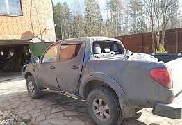 Разборка Митцубиси л200 Mitsubishi L200 - Фото #1