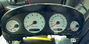 Приборная панель Dodge Intrepid 2 - Фото #1