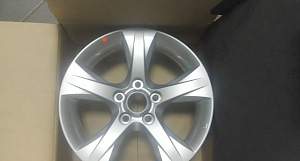 Оригинальный литой диск R16 Hyundai 529103Z100 - Фото #4