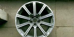 Диск R20 на Audi Q7 4M - Фото #1