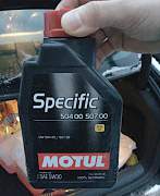 Масло моторное Motul 5w30 синтетика 1л - Фото #1