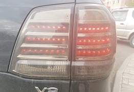 Фонари задние на Toyota Land Cruiser 200 - Фото #1