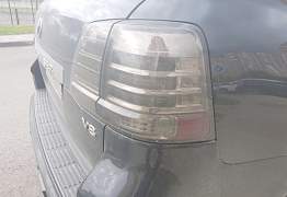 Фонари задние на Toyota Land Cruiser 200 - Фото #3