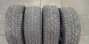 Шины зимние toyo 215/60 R16  - Фото #1