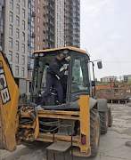 Стекло заднее для JCB 3CX 4CX - Фото #1