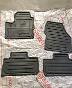 Резиновые ковры на Land Rover Freelander 2 - Фото #1